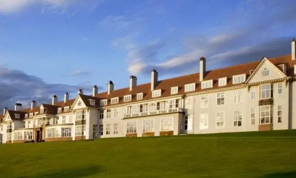 Donald trump to invest £100m in newly acquired Trump Turnberry