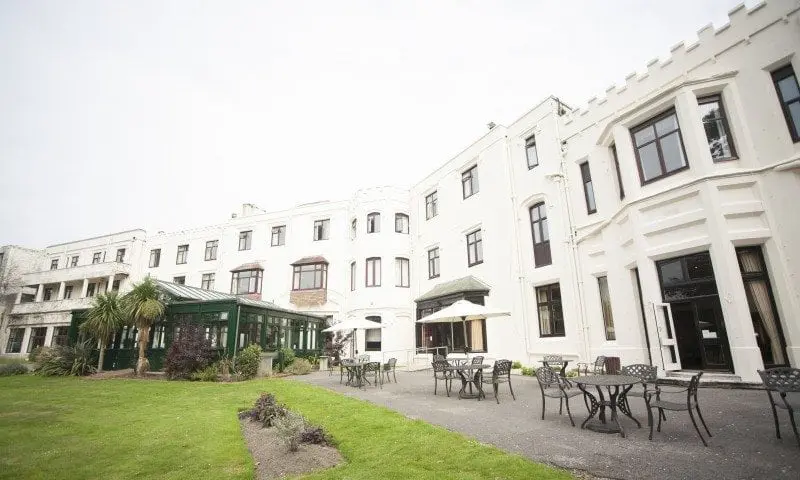 21 jobs at risk with St James’s Lyndhurst Park Hotel closure