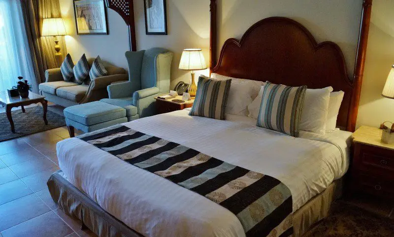 Double-digit spending growth for hotels in August