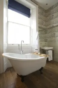 Bath Tub