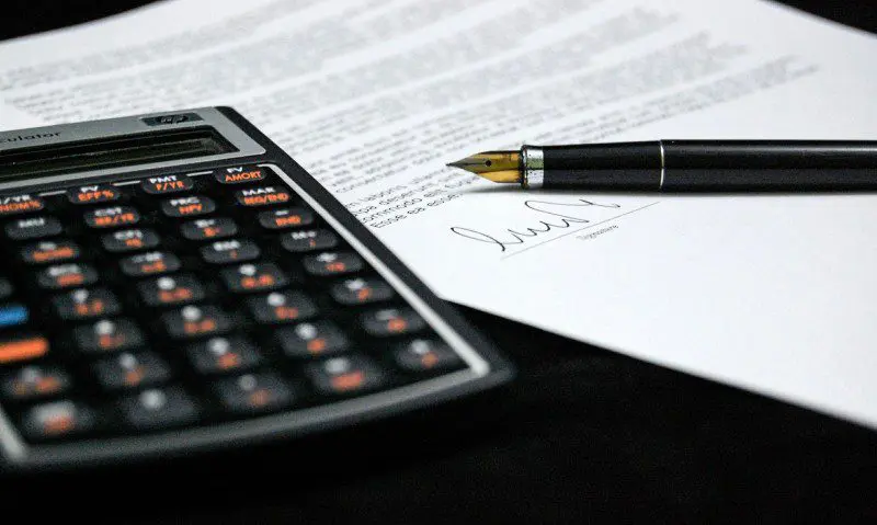 Hotel and travel companies must ‘act fast’ on auto-enrolment
