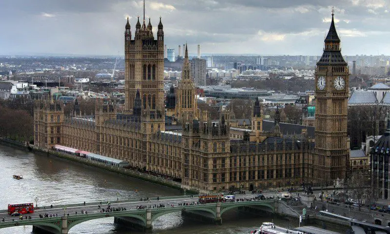 Lib Dems back tourism VAT cut