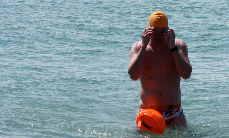Hotelier raises £11,000 for Hospitality Action in English Channel swim