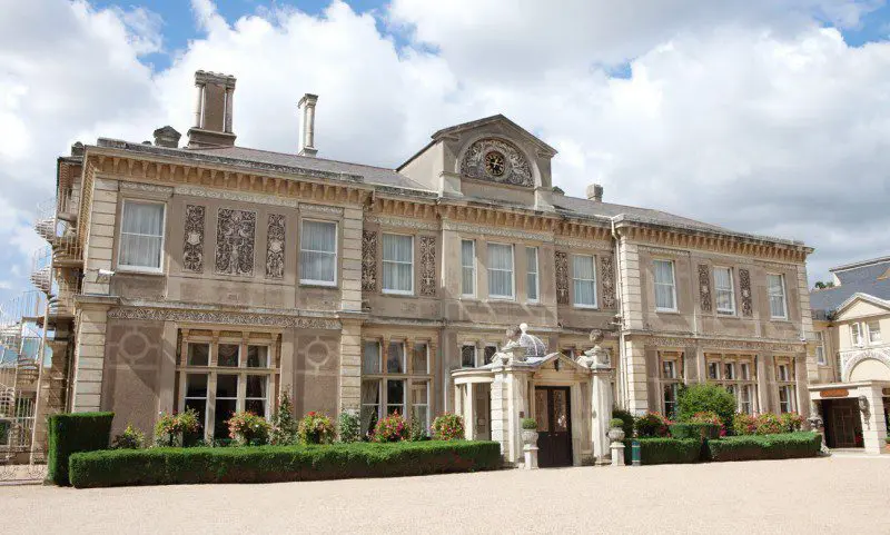 Case over hotel pool deaths is dropped