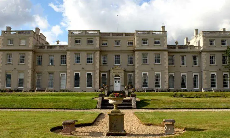 Guests evacuated as fire breaks out at Wokefield Park hotel