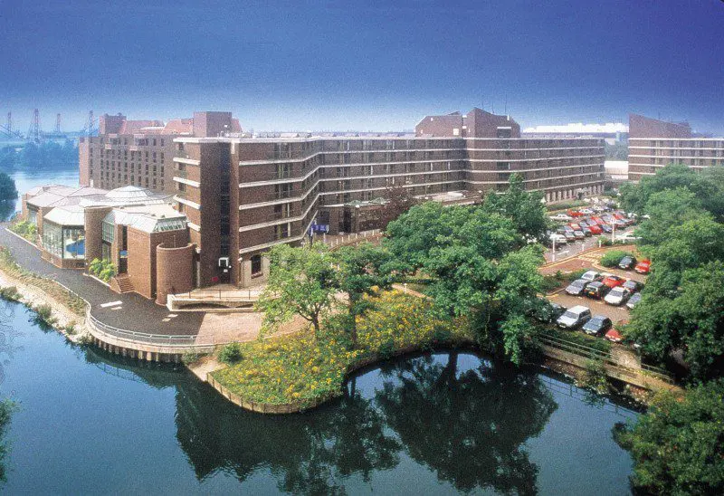 Two Hilton hotels set to fetch £700m