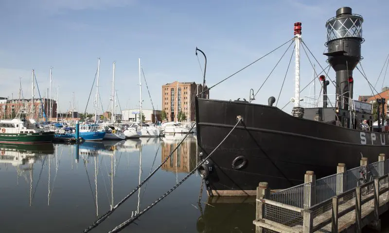 Hull residents urged to rent out spare rooms ahead of City of Culture 2017 event