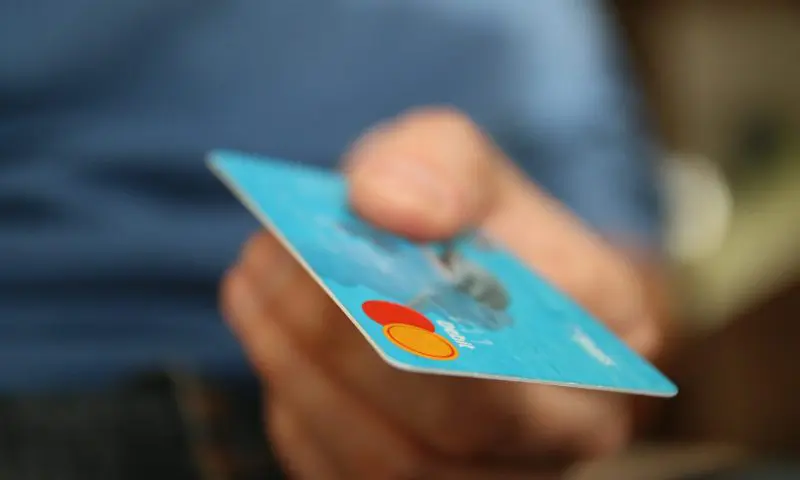 Hospitality spending jumps 6% in September