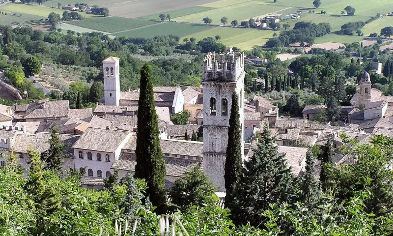 Italian hotels offer free stays for guests who conceive