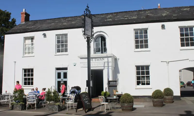 Stay Original signs deal with new PMS provider Avon Data