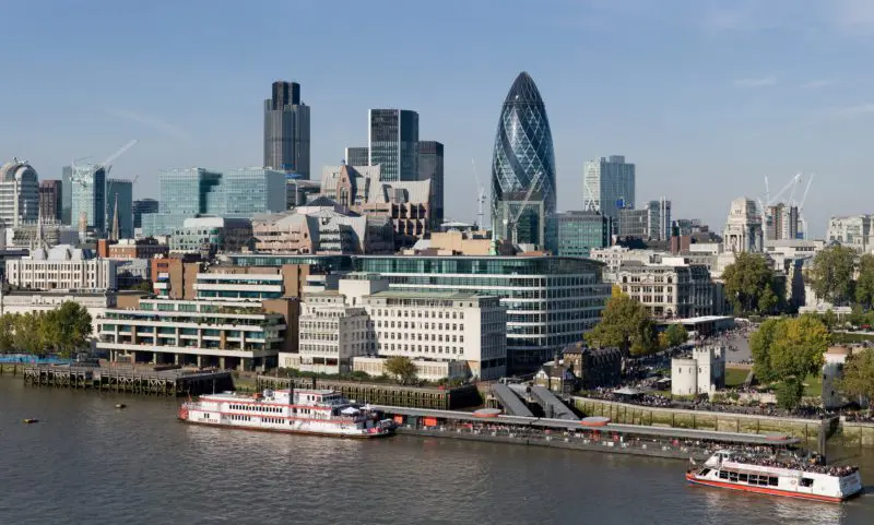 London hotel occupancy declines, ADR climbs, in December
