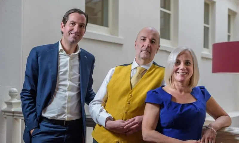 DivorceHotel – Where marriage can end in a weekend