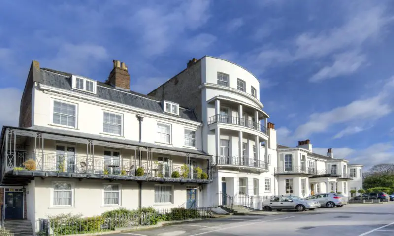 Harbour Hotels acquires Richmond Gate Hotel