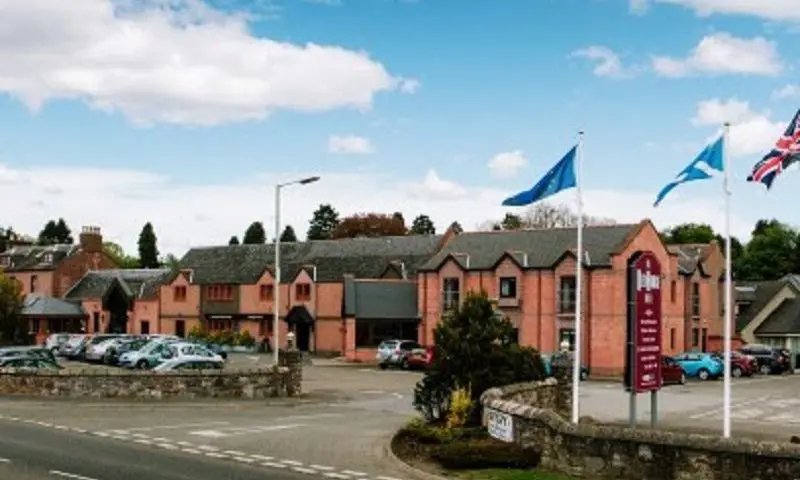 Red House Hotel