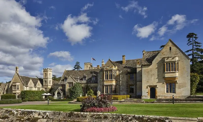 Front of House – Ellenborough Park