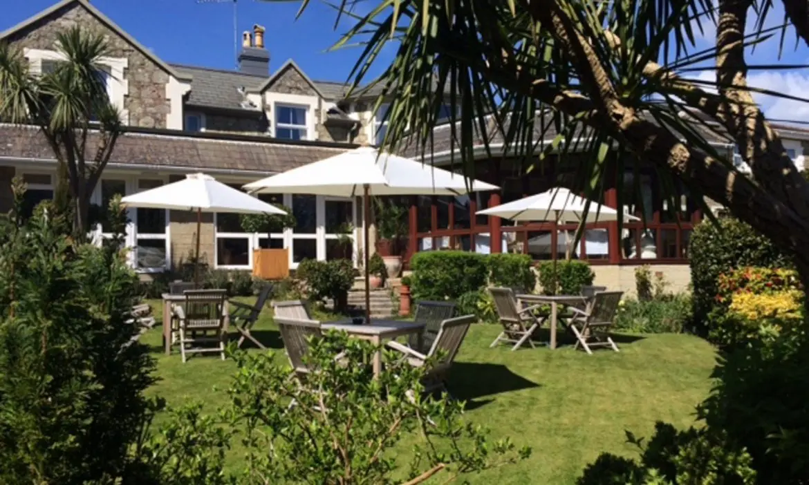 The Fernbank Hotel for sale for £825,000