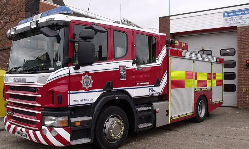 100 firefighters deployed to tackle Travelodge Brentford blaze