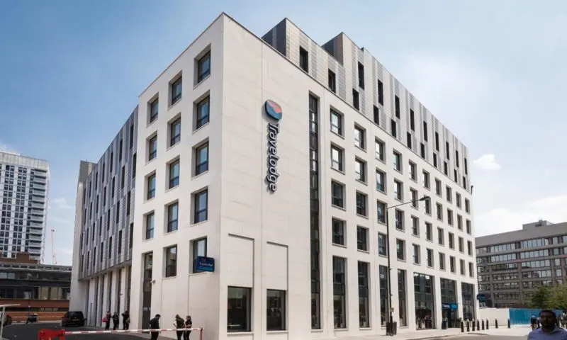 Travelodge opens £95m London flagship hotel