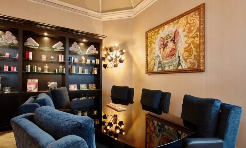 Restoring a hotel sustainably