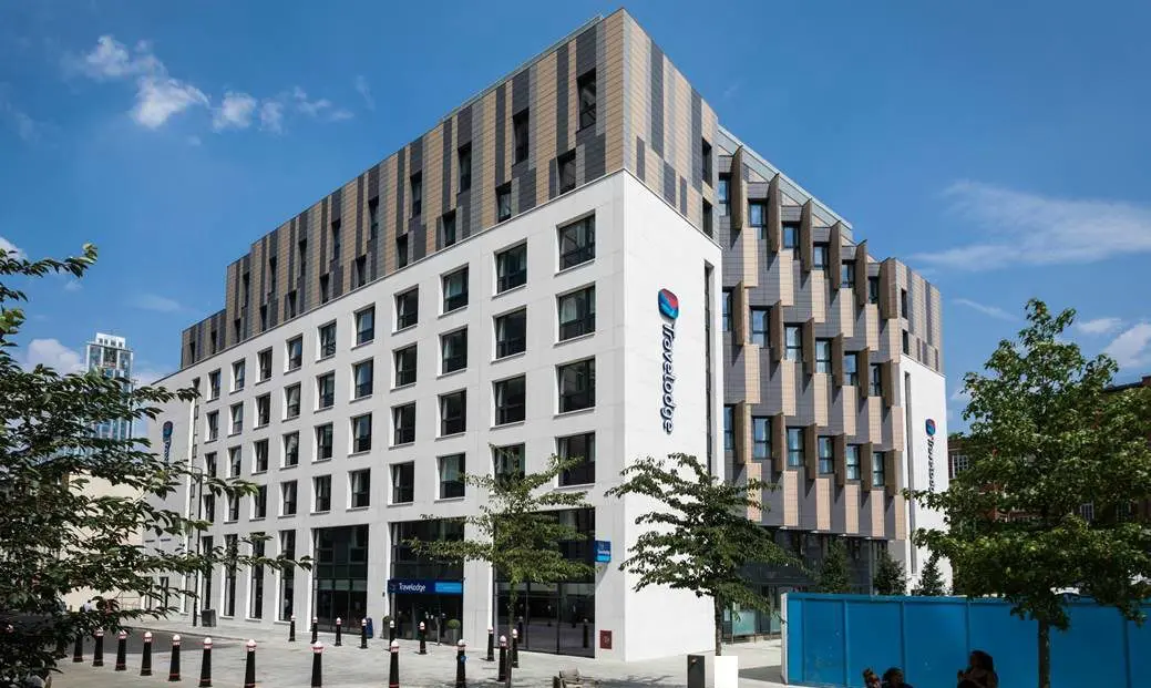 Travelodge sees revenues rise as it ‘outperforms midscale market’