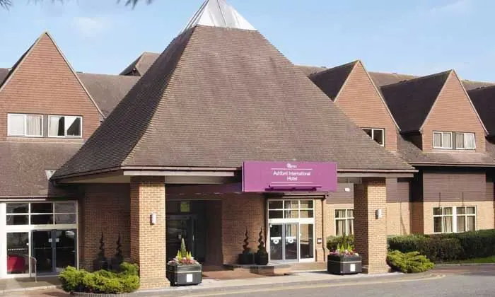 Kent hotel evacuated after swimming pool gas leak