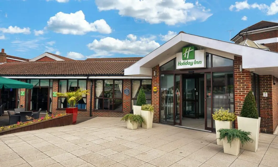 Pearl Hotels to refurb Holiday Inn Gatwick following Metro Bank Loan