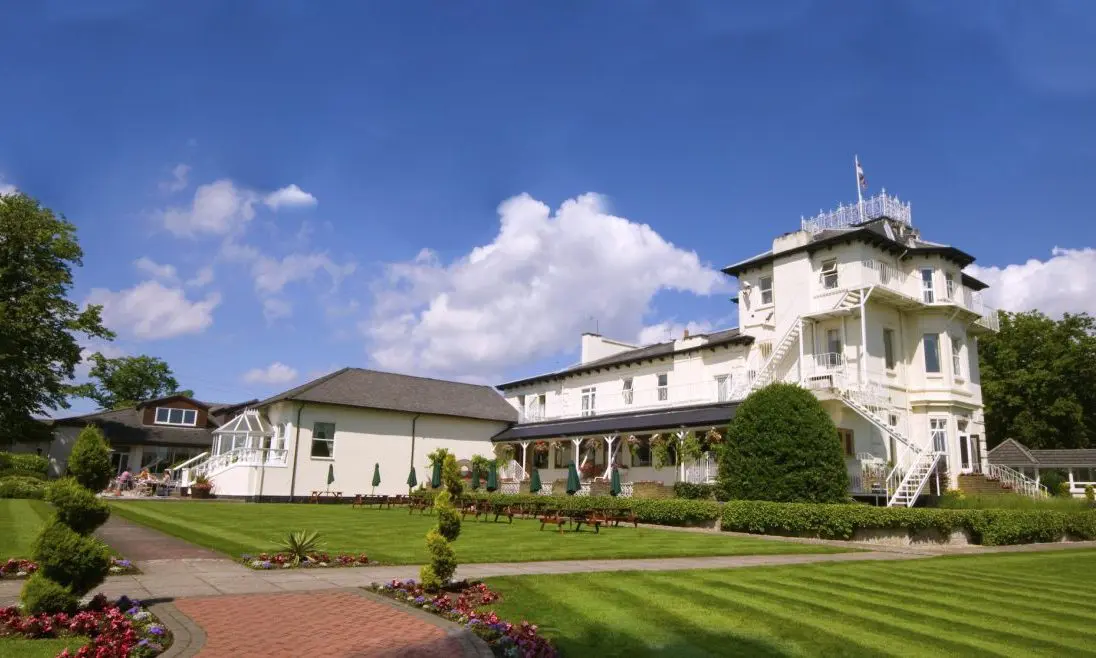 Thornton Hall awarded AA Silver Star Award