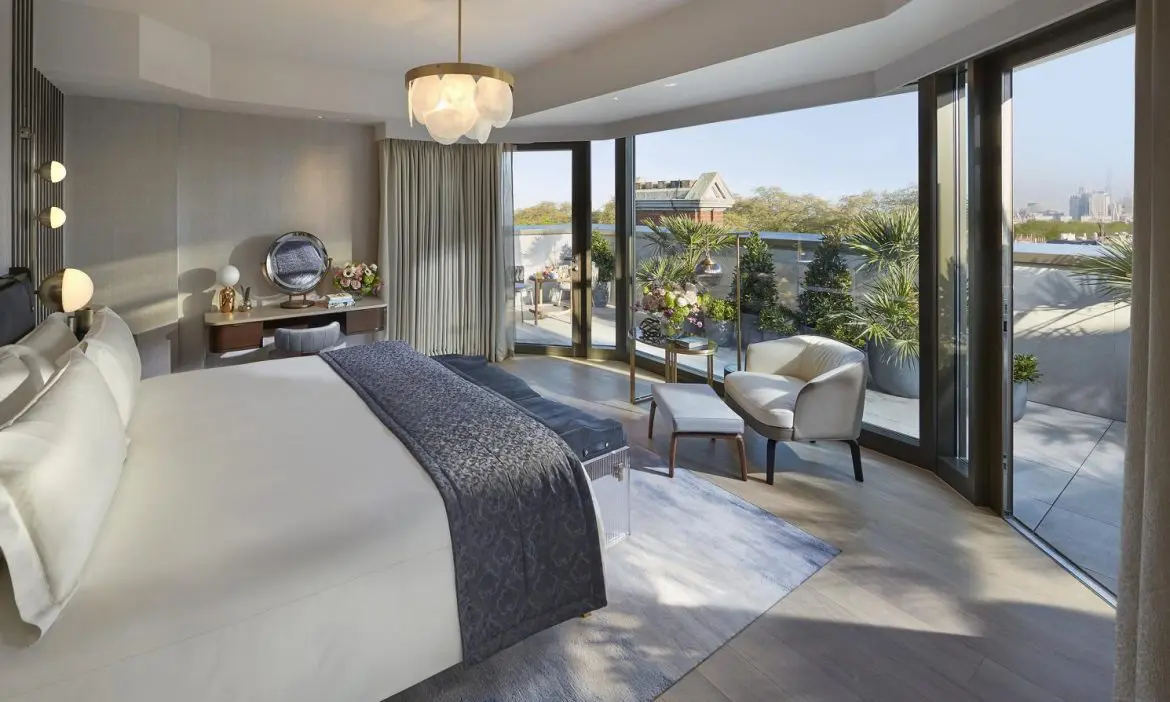 What makes a five-star hotel?