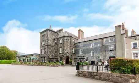 Grade II listed Eagles hotel sold to first-time buyer
