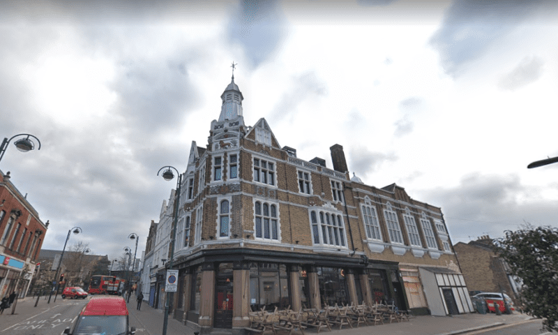 The Red Lion enters hotel market with 10 new boutique bedrooms