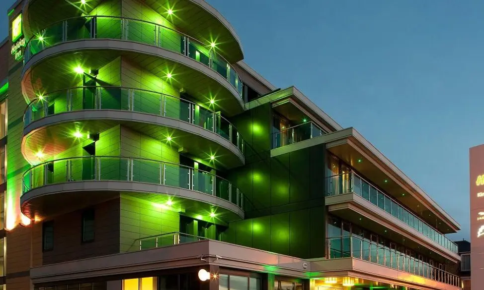 IHG reports $233m H1 loss