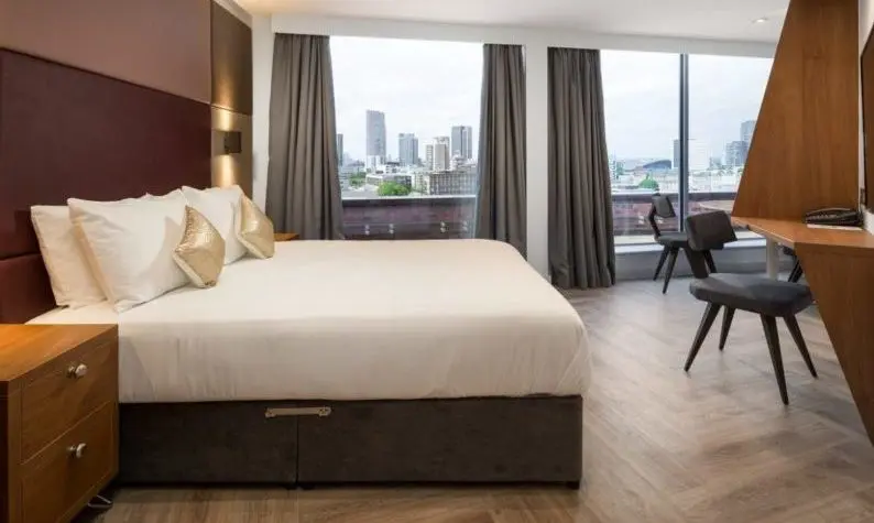 Roomzzz Aparthotel in York closes due to flooding