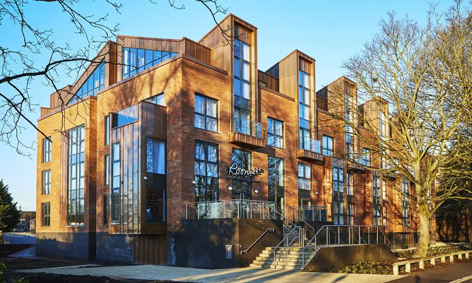 Roomzzz offers NHS staff complimentary stays amid Covid-19 outbreak