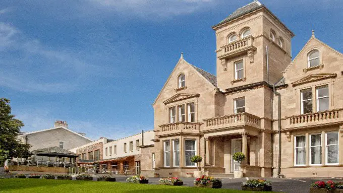 Manorview Hotels suspends trading