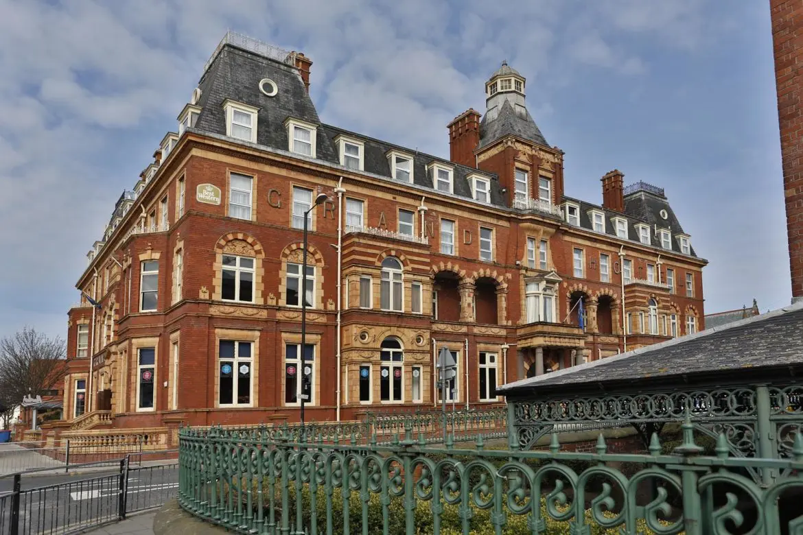 Landmark Hartlepool hotel collapses into administration