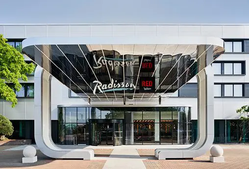Radisson lands two brands under one roof at Heathrow