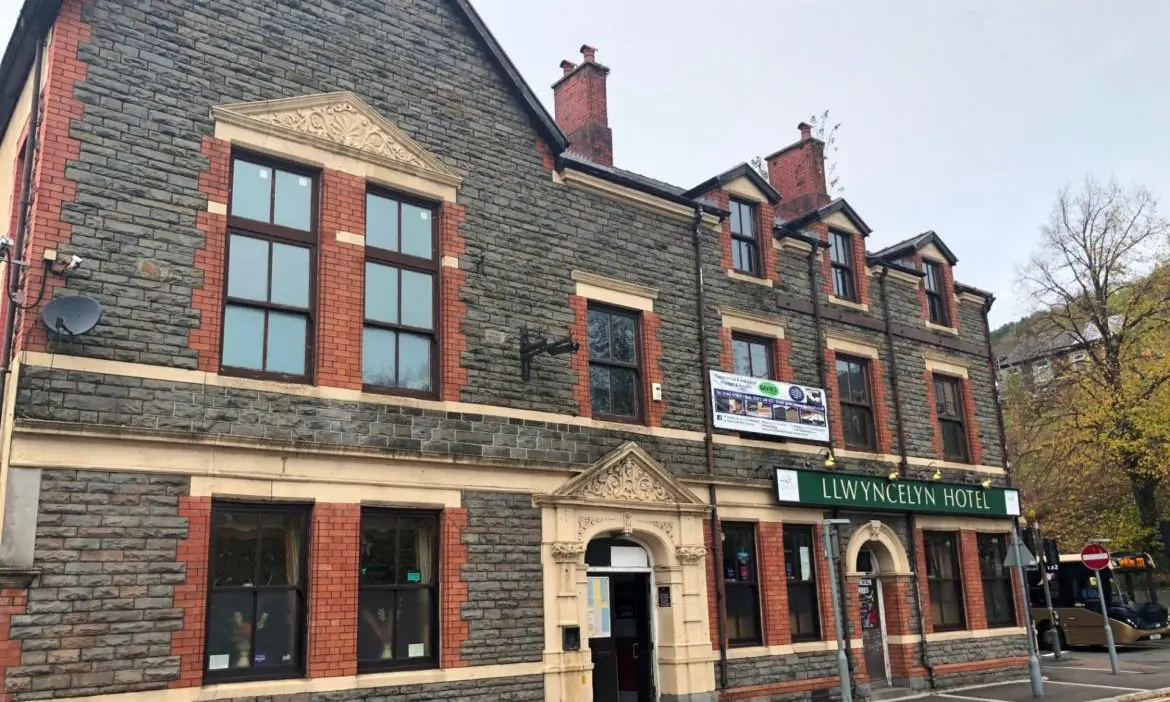 Refurbishment planned for Llwyncelyn Hotel following acquisition