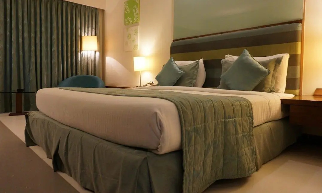 Outdoor hospitality in Wales to reopen on 26 April