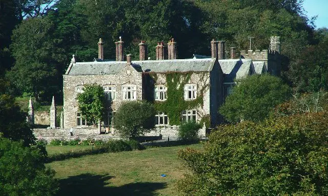 Langdon Court Hotel brought to market