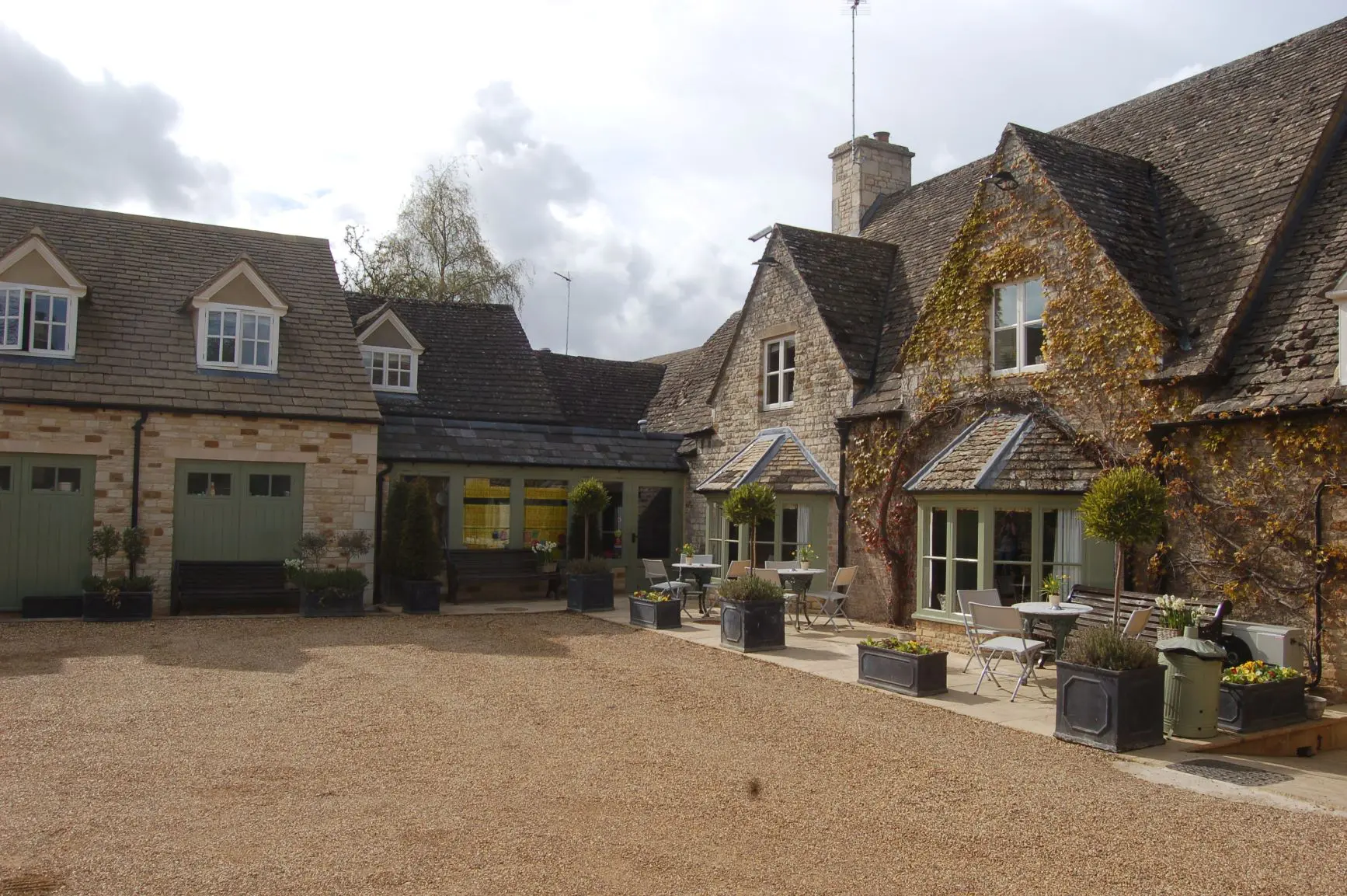 Cotswolds Inn sold in off-market deal