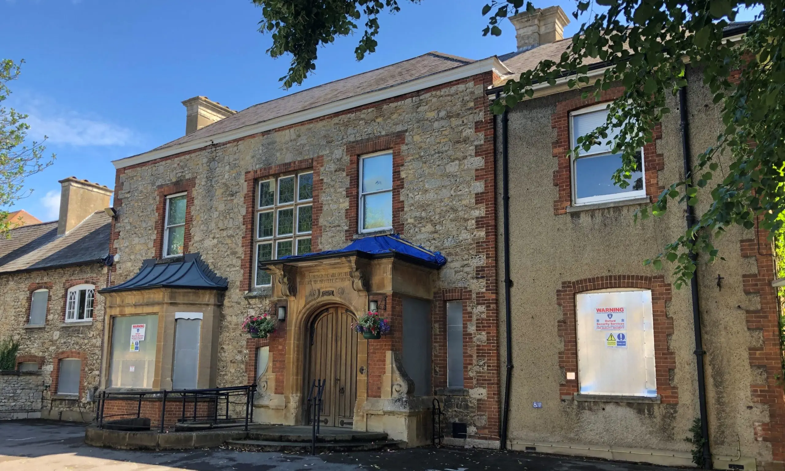 Old Abbey House to be turned into boutique hotel