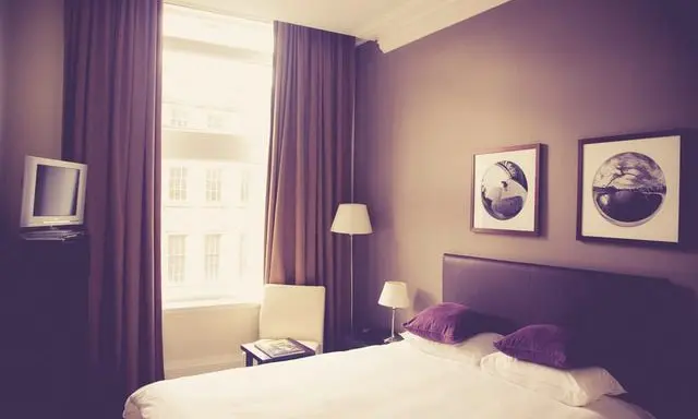 Scottish hotels to reopen on 26 April