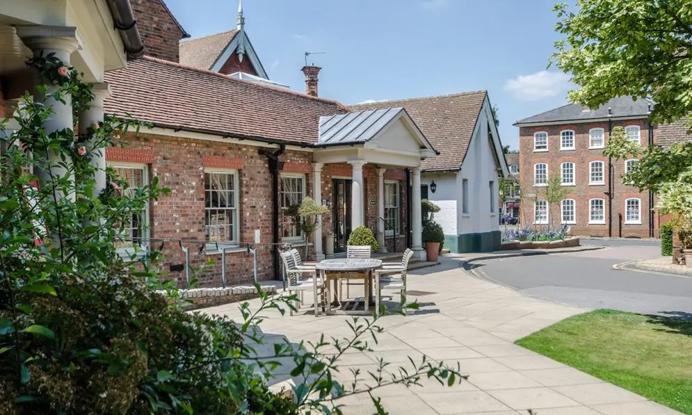 Oakman Group continues expansion with Woburn Hotel lease acquisition
