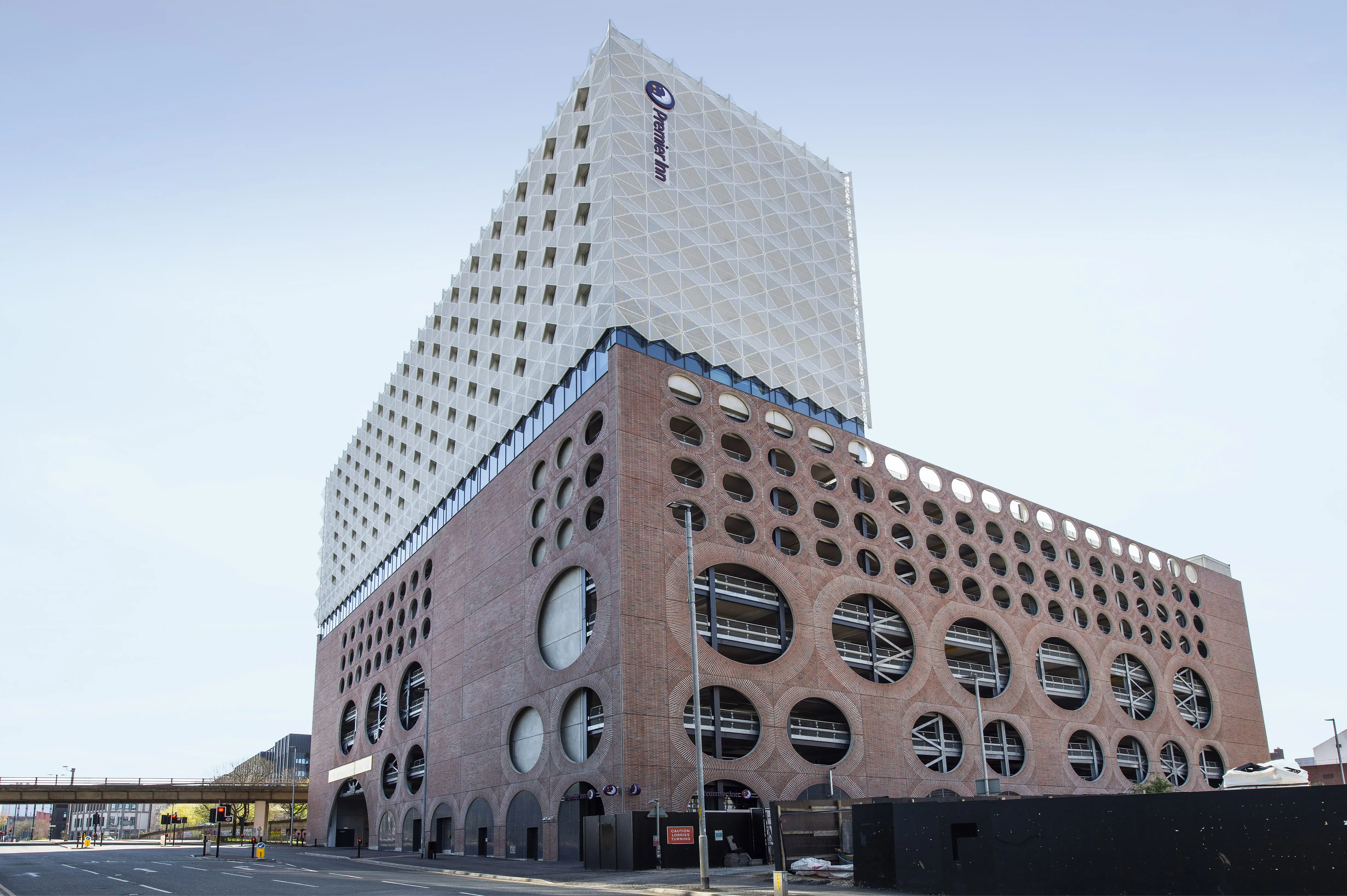 Whitbread prepares to open 2,142 new summer rooms