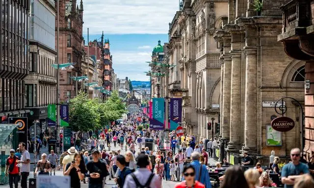 Scottish hospitality bodies request ‘urgent call’ with Nicola Sturgeon