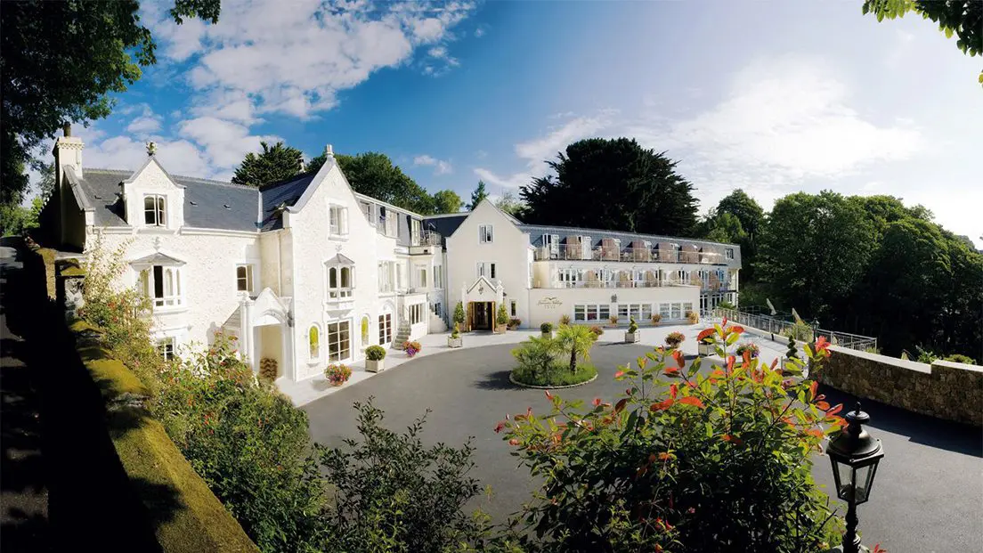 Hand Picked Hotels acquires three new Channel properties