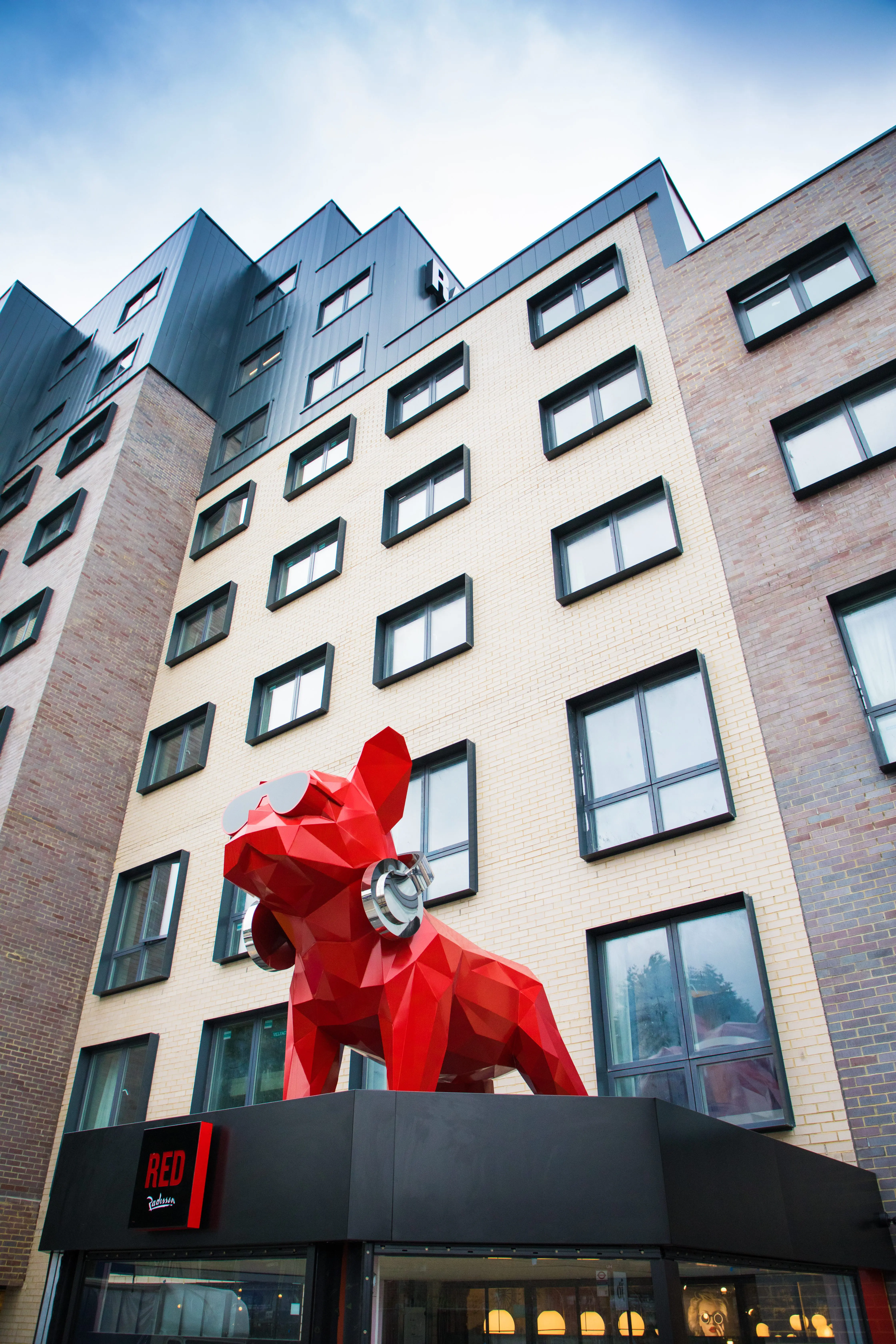 First Radisson Red in central London opens its doors