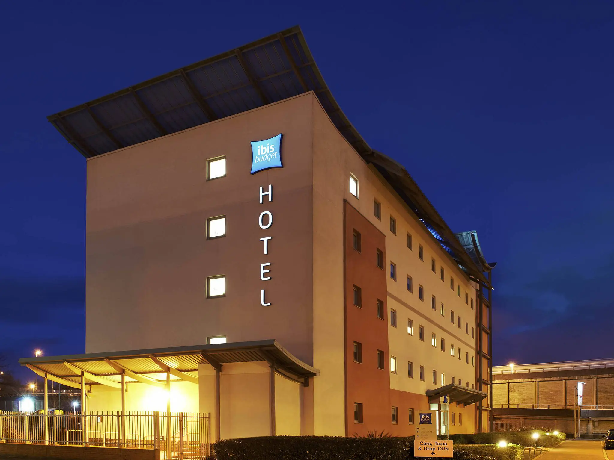 Ibis Budget Newport and Hotel Ibis Swansea sold in double deal