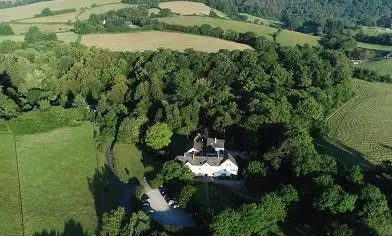 Mill End Hotel sold off £2.1m guide price
