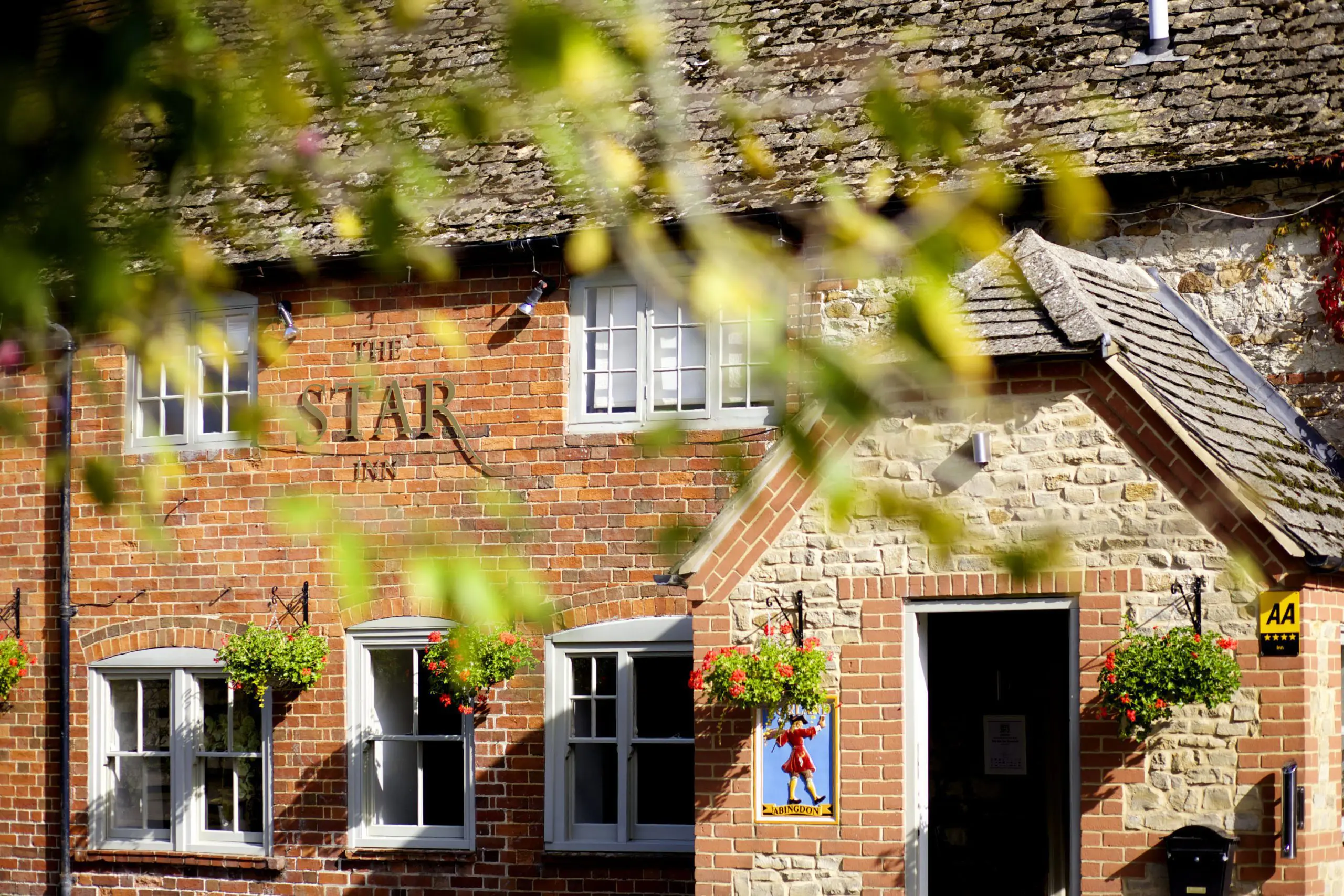 Alastair Storey acquires The Star Inn